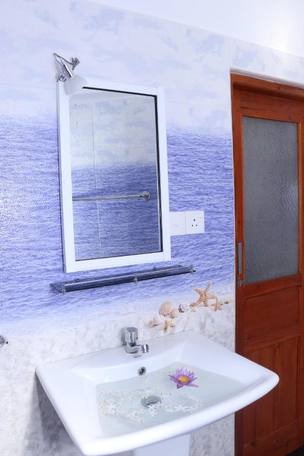 Great Yeheni Villa Hikkaduwa Exterior photo