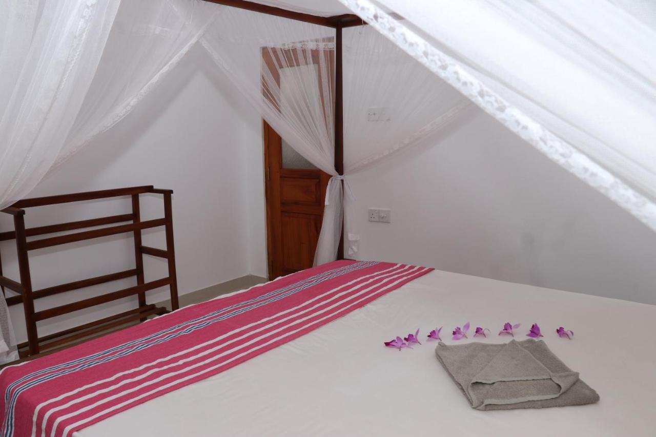 Great Yeheni Villa Hikkaduwa Exterior photo